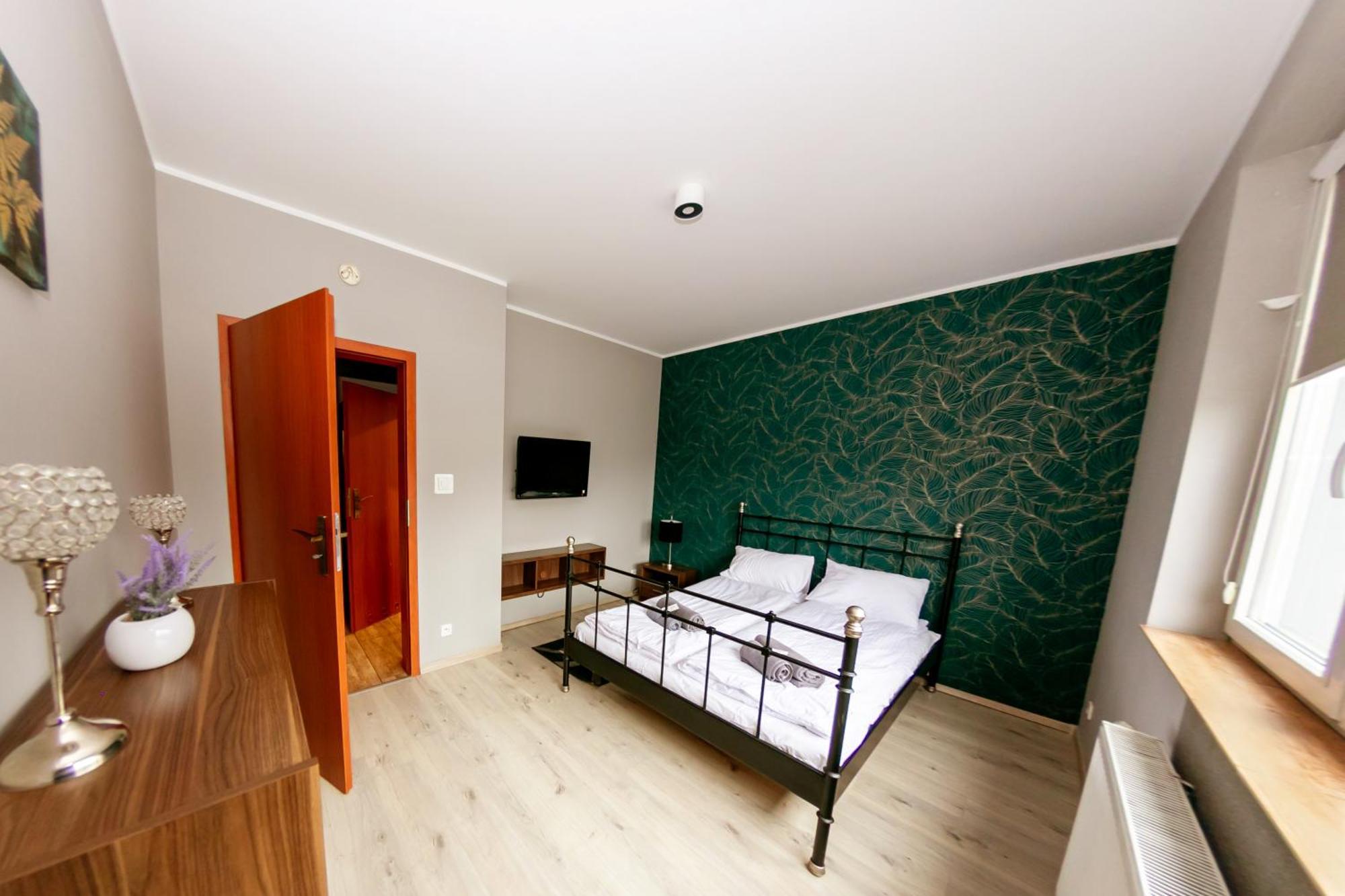 Apartamenty Energo Битом Екстериор снимка