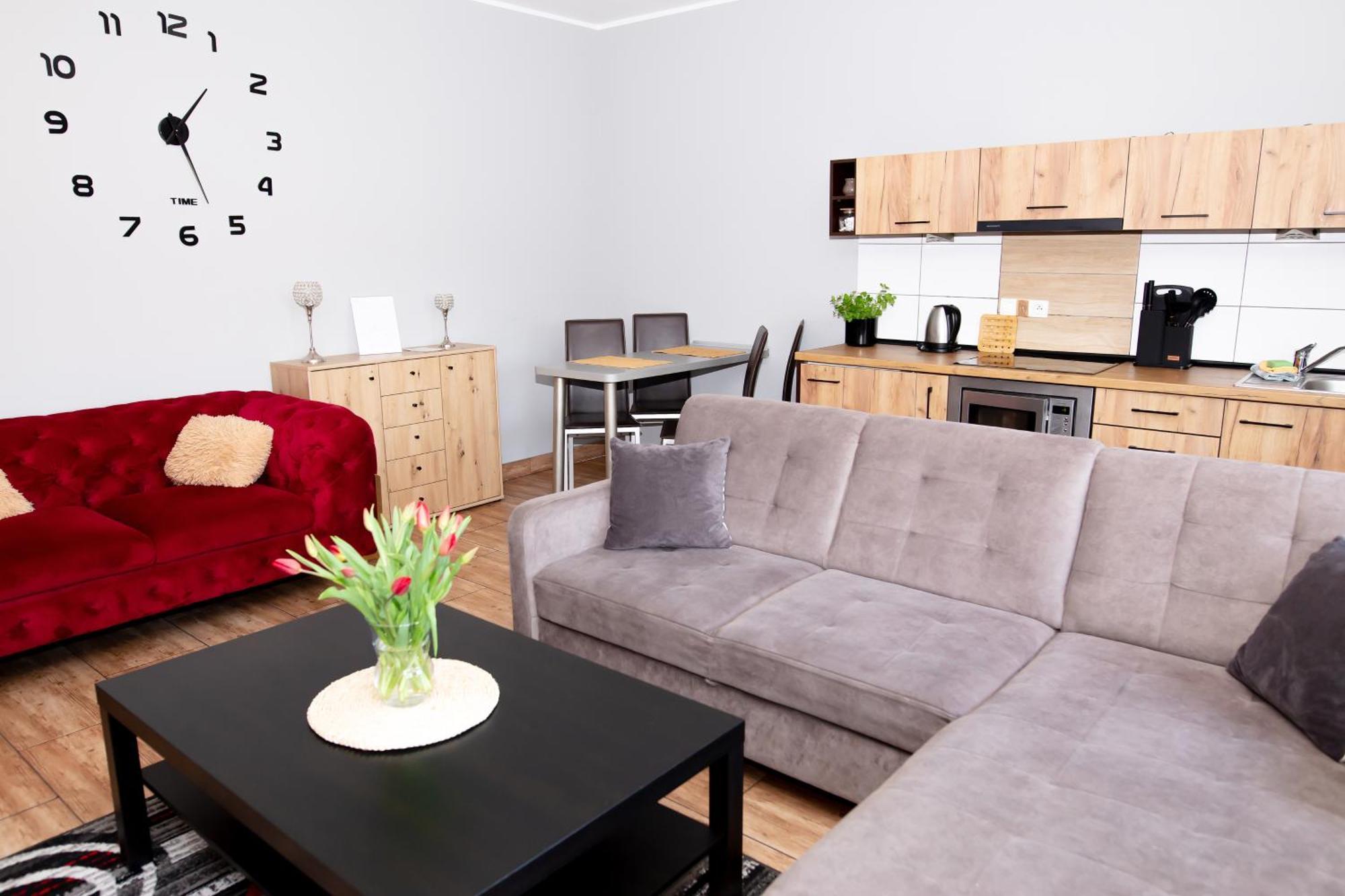 Apartamenty Energo Битом Екстериор снимка