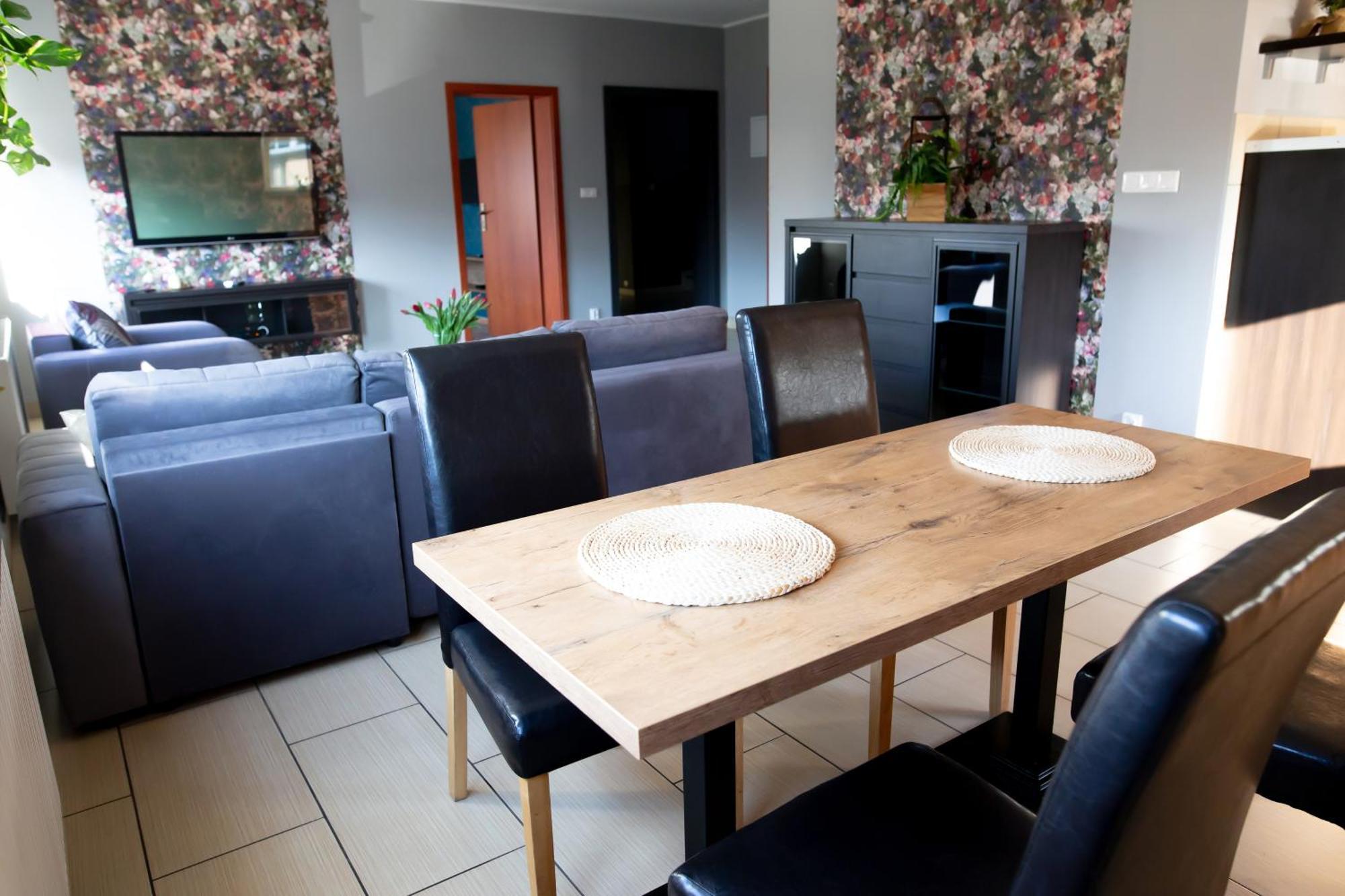 Apartamenty Energo Битом Екстериор снимка